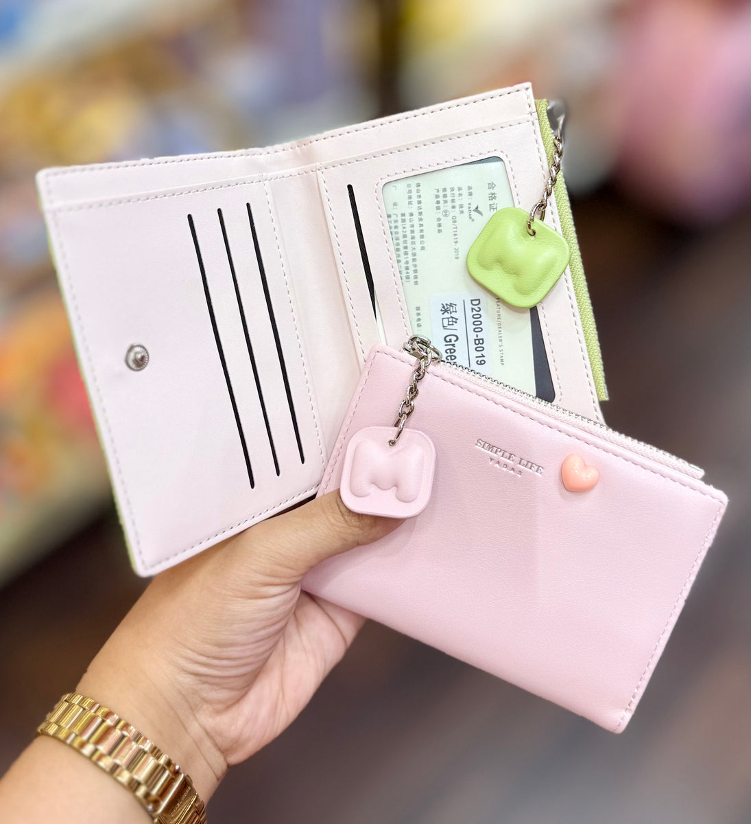 E63F1BAE-2460-46F2-9137- E63F1BAE-2460-46F2-9137-