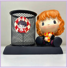 Load image into Gallery viewer, Harry Potter Pen Stand
