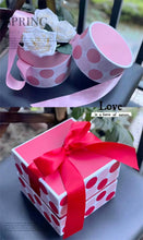 Load image into Gallery viewer, Polka Dot Gift Box
