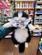 Load image into Gallery viewer, Real Look Cat Furry Backpack
