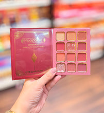 Load image into Gallery viewer, Mocallure 3in1 Makeup Palatte
