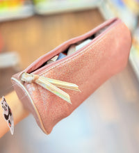 Load image into Gallery viewer, Shimmer Pouch
