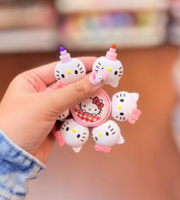 Load image into Gallery viewer, Hello Kitty Spinner Highlighter

