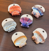 Load image into Gallery viewer, Shell Claw Clip
