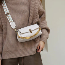 Load image into Gallery viewer, Crisscross Purse
