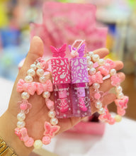 Load image into Gallery viewer, Butterfly Lip Gloss with Bag Charms
