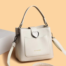 Load image into Gallery viewer, Classic Heart Sling Bag
