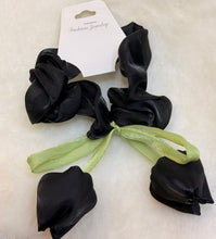 Load image into Gallery viewer, Tulip Scrunchies
