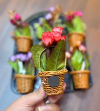 Load image into Gallery viewer, Flower Basket Magnet
