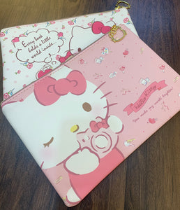 Hello Kitty Medium Pouch