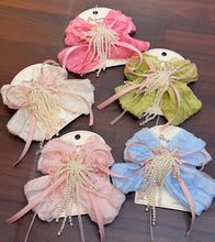 Load image into Gallery viewer, Pearl Crystal Hair Bow
