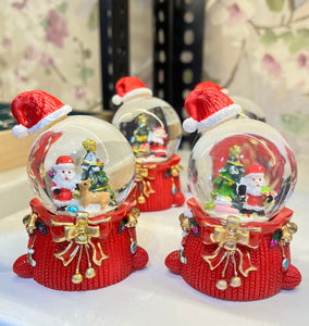 Santa Cap Mini Snow Globe