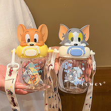 Load image into Gallery viewer, Tom &amp; Jerry Mini Water Bottles 330ml
