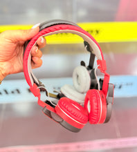 Load image into Gallery viewer, Mickey and Minnie Bluetooth Headphones
