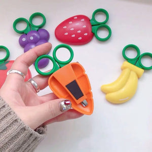 Fruit Scissors + Magnet