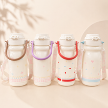 Load image into Gallery viewer, Kawaii Water Bottel 800ml
