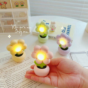 Mini Flower Pot Reading Lamp