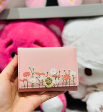 Load image into Gallery viewer, Pretty Floral 3 Fold Wallet
