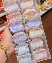 Load image into Gallery viewer, Sanrio Sea Shell Claw Clip
