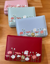 Load image into Gallery viewer, Pretty Floral 3 Fold Wallet
