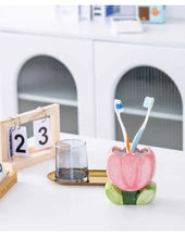 Load image into Gallery viewer, Tulip Ceramic Pen Stand
