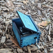 Load image into Gallery viewer, Games Of Throne Music Box
